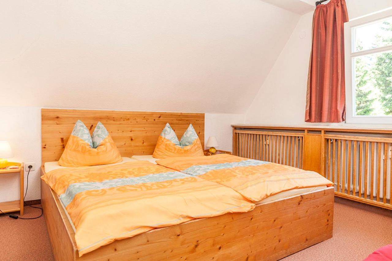 Pension Und Gaststaette Naturbaude Eschenhof 오베르비젠탈 외부 사진