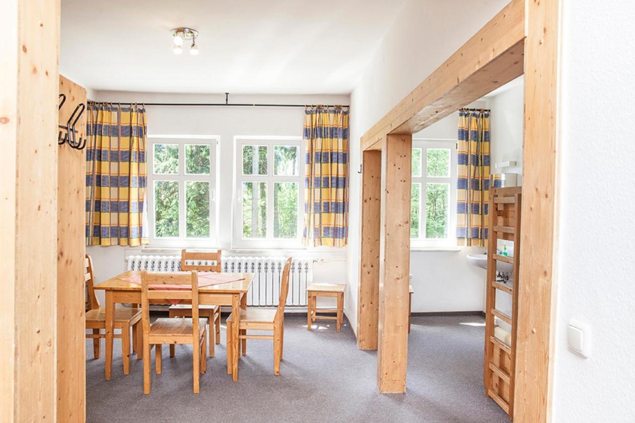 Pension Und Gaststaette Naturbaude Eschenhof 오베르비젠탈 외부 사진