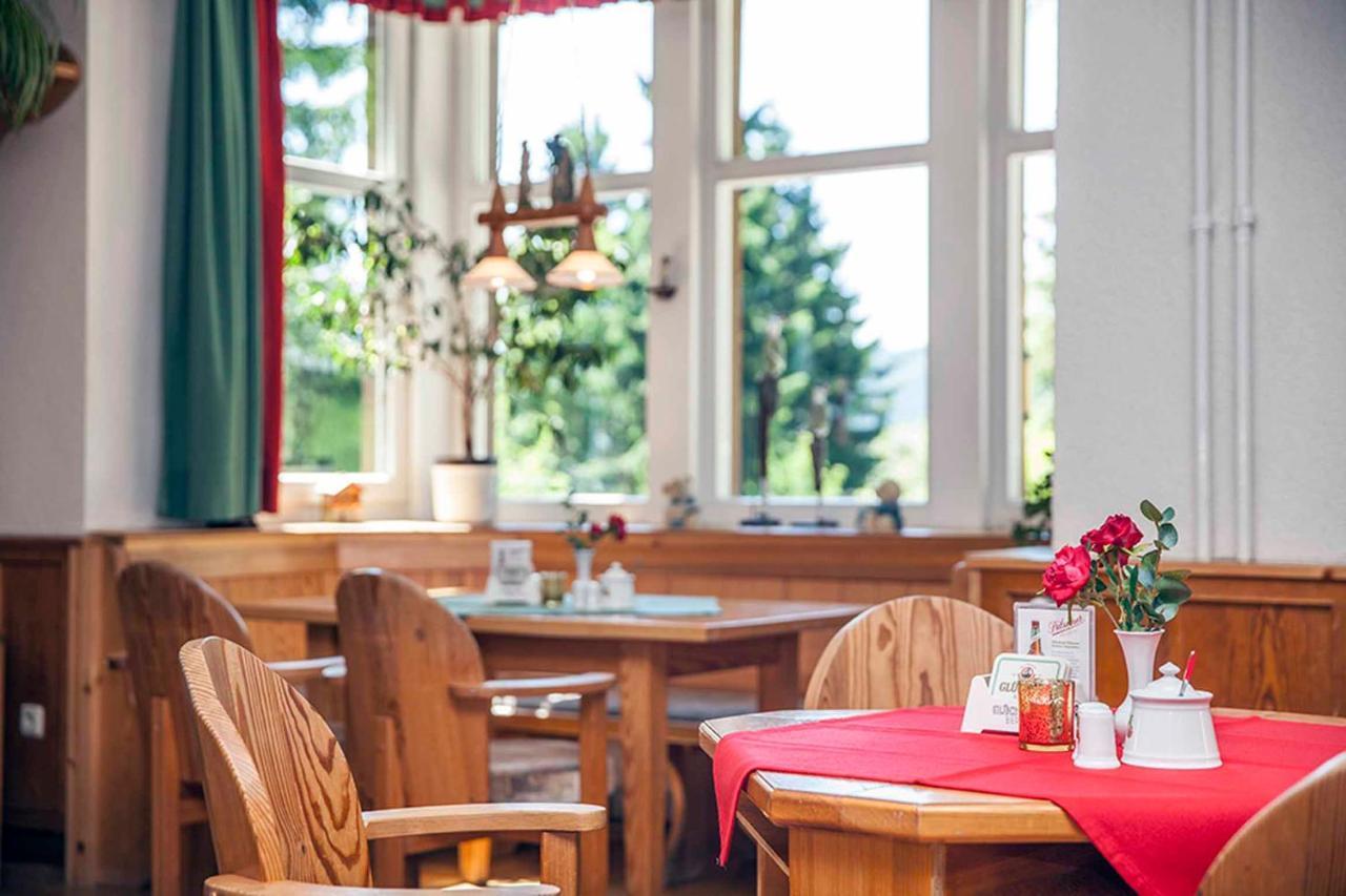 Pension Und Gaststaette Naturbaude Eschenhof 오베르비젠탈 외부 사진